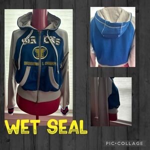 - VINTAGE Y2K NEW WET SEAL hooded zip up sports division champs jacket M